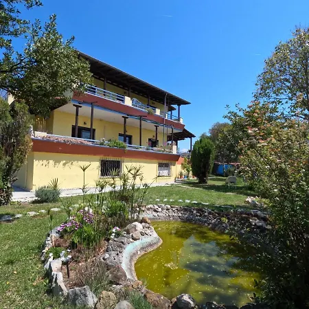 Pond And Pines, By Nice House By The Sea! Epanomi Exterior photo